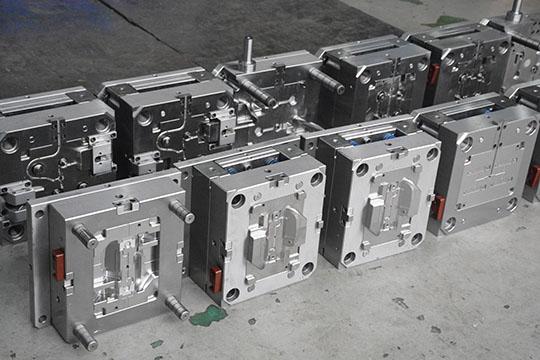 DSC_6290-insert molding DSC_6290-insert molding