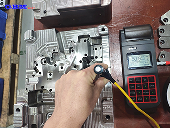 注塑模具制造有哪些常用的質量檢測設備？（二）