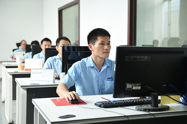 模具制造與設計 模具制造與設計