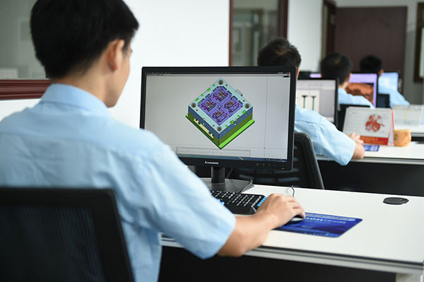 塑膠注塑加工廠 塑膠注塑加工廠