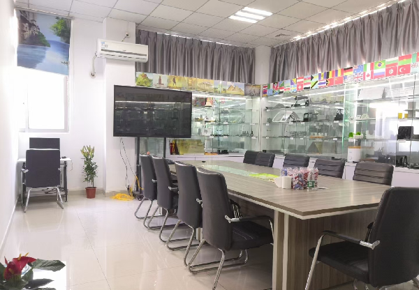 精密注塑模具廠 精密注塑模具廠