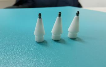 嵌件模具如何讓塑膠與金屬完美共生?